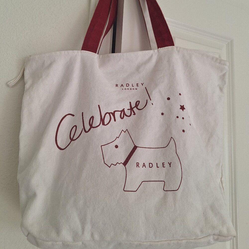 Radley London Celebrate White Toye canvas zip tote bag‎